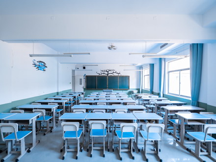 岚皋学生教室
